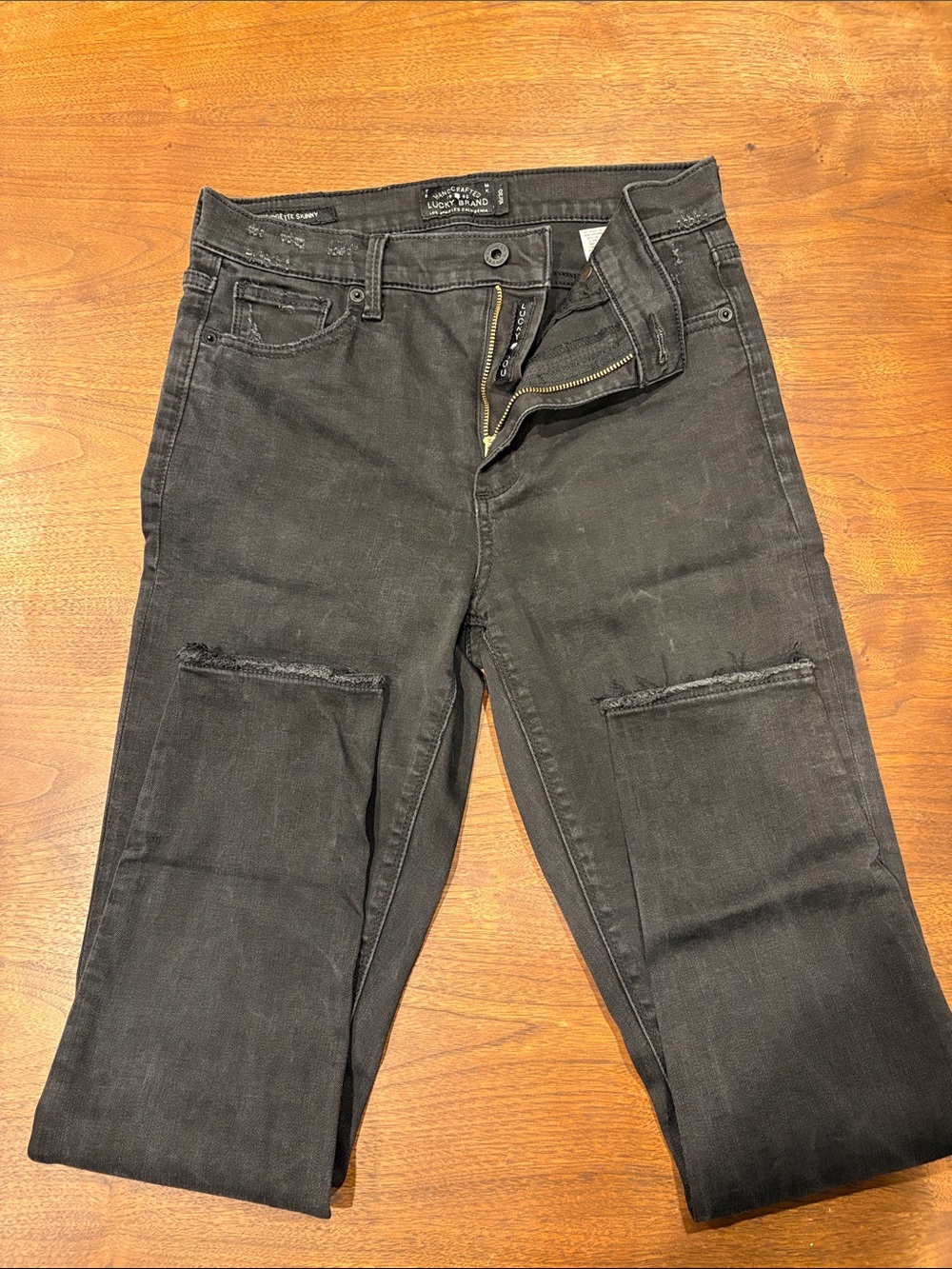 Lucky Brand Women’s Black Distressed Jeans